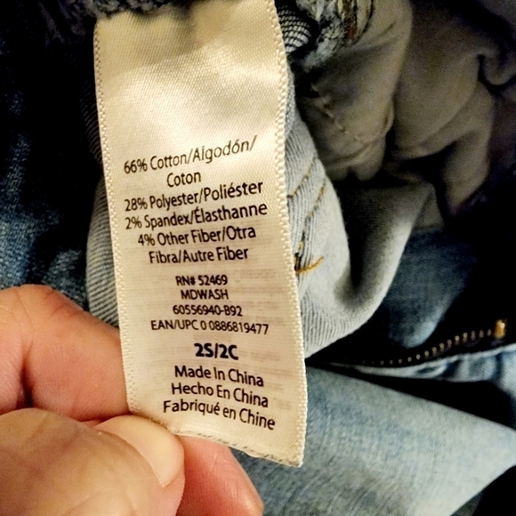 Sophia Vergara Rosa Curvy High Waist Ankle Skinny Jeans Distressed 2S Short EUC - Picture 9 of 10